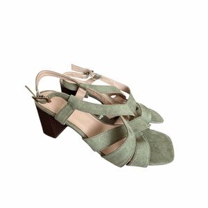 Ann Taylor Green‎ Block Heel Sandals